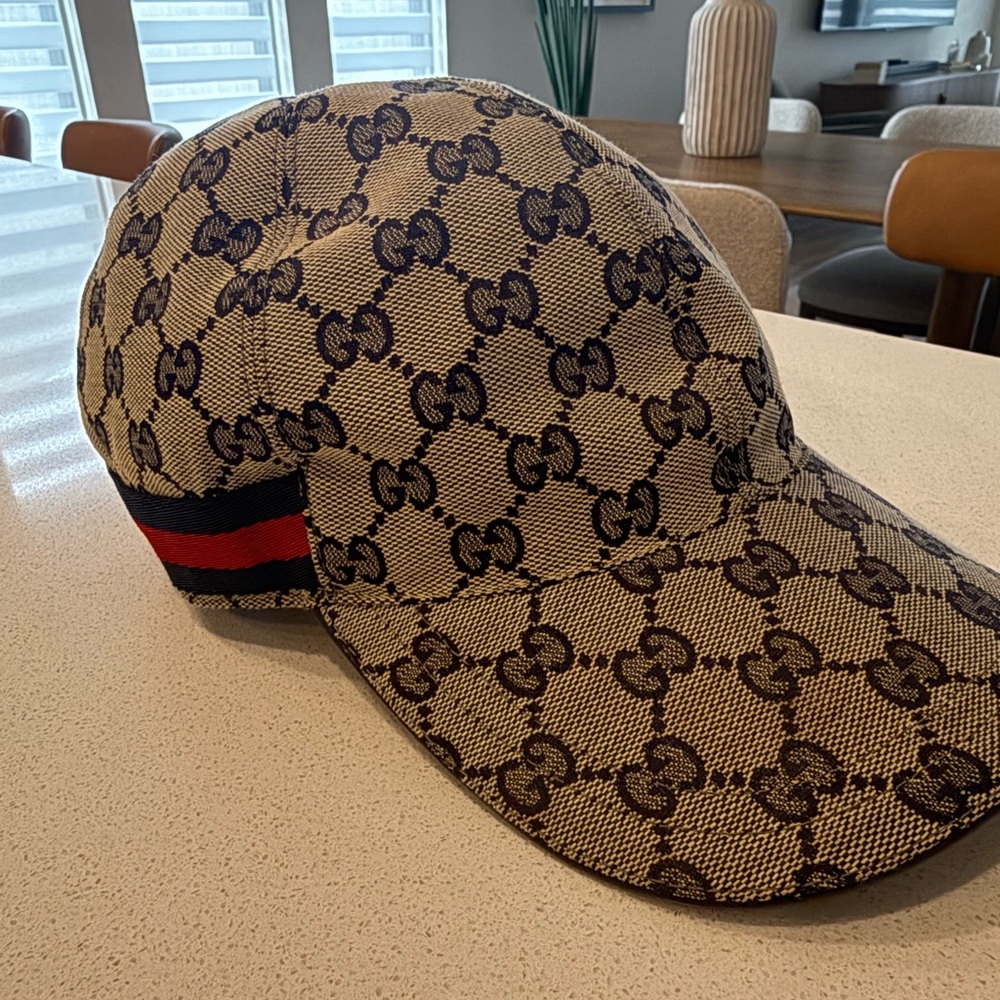 Authentic GG baseball hat very good condition .